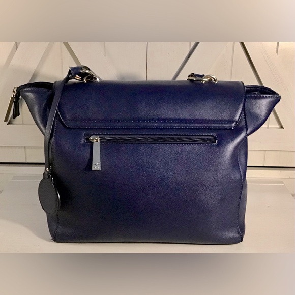 Versace 1969 Abbigliamento Sportivo
Also referred to as Versace 1969. - Picture 2 of 12